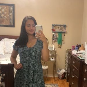 Meet your Posher, Betzy